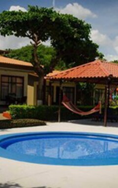 Hotelli Hotel & Villas Huetares (Playa Hermosa, Costa Rica)