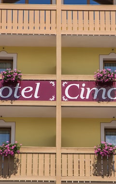 Hotelli Hotel Cimone (Lavarone, Italia)