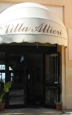 Hotelli Villa Altieri (Albano Laziale, Italia)