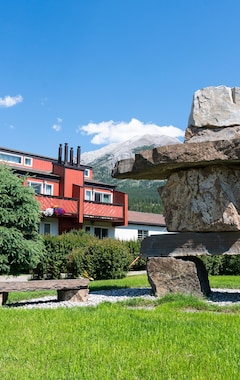Hotel Rocky Mountain Ski Lodge (Canmore, Canadá)