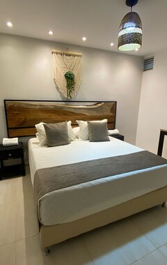Hotel Maidy Luxury (Medellín, Colombia)