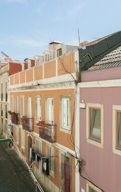 Hotelli Travelingtolisbon - 296 Santos (Lissabon, Portugali)
