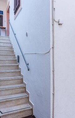 Koko talo/asunto Guesthouse Francesca / Studio Apartment Francesca 4 With Balcony & Very Close To The Beach (Baška, Kroatia)