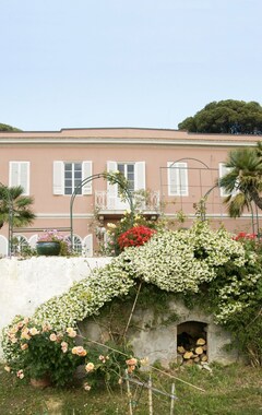 Bed & Breakfast Villa Cassuto Maison De Charme (Livorno, Italia)