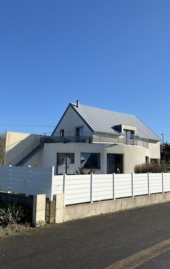 Koko talo/asunto Rakennettu talo merinäköalalla (Trégunc, Ranska)