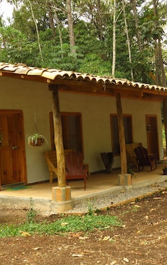 Camping EcoFinca Luna del Puente (Santa Cruz de Yojoa, Honduras)