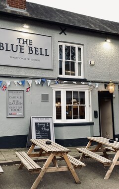 Hotelli Blue Bell (Kettering, Iso-Britannia)