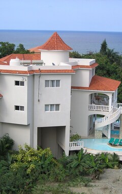 Koko talo/asunto Bentley Villa Stunning Views/infinity Pool/cinema/gym/waterfall/island/staffed (Puerto Plata, Dominikaaninen tasavalta)