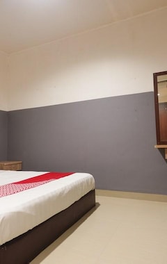 Hotelli Oyo 92988 City Room (Lubuk Baja, Indonesia)