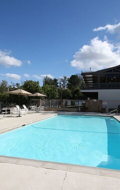 Hotelli Group Getaway! Two Great Units, Near Santaya Isabel, Pool, Hiking, Game Room (Ramona, Amerikan Yhdysvallat)