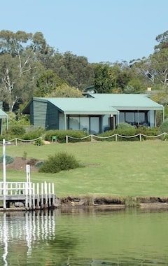 Resort Gipsy Point Lakeside (Mallacoota, Australia)