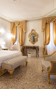 Hotel Cà Bonfadini Historic Experience (Venecia, Italia)