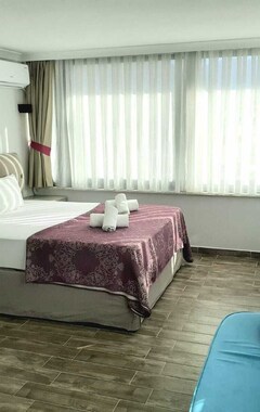 Bed & Breakfast Ocean Suites Hotel (Didim, Turkey)