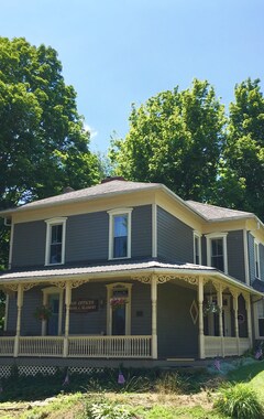 Koko talo/asunto Enjoy Tappan Lake In 1860s Victorian Home In Quaint Deersville (Uhrichsville, Amerikan Yhdysvallat)