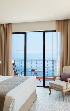 Hotelli Nido, Mar-Bella Collection (Agios Ioannis Peristeron, Kreikka)