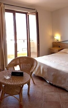 Hotel Villa Gustui Maris (Cala Gonone, Italia)