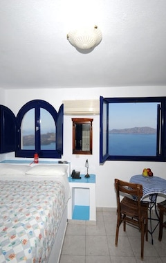 Hotel Efterpi Villas (Firostefani, Grecia)