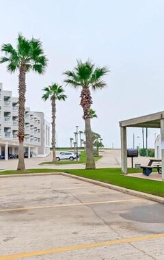 Hotel Casa Del Mar Skip To The Beach 294 (Galveston, USA)