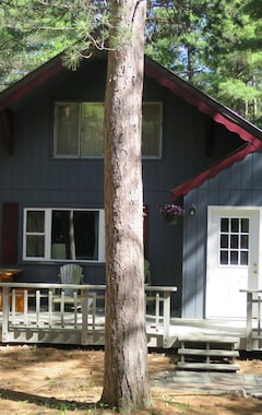 Koko talo/asunto Cozy Cabin In The Adirondacks (Jay, Amerikan Yhdysvallat)