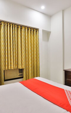 OYO 2494 Hotel Shree Plaza (Bharuch, Indien)