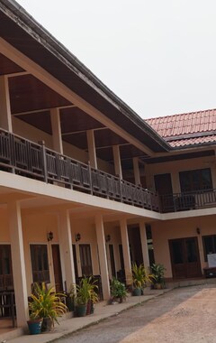 Hotel Inthapanya Guesthouse (Ban Nahin, Laos)