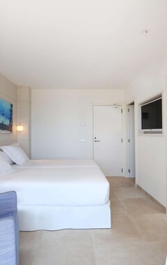 Hotel Iberostar Selection Santa Eulalia Adults-Only Ibiza (Santa Eulalia, España)