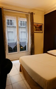 Hotel HÔtel Du Montlouis (París, Francia)