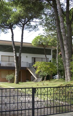 Hotelli Villa Alba (Lignano Sabbiadoro, Italia)