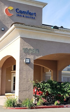 Hotel Comfort Inn and Suites Galt-Lodi North (Galt, USA)