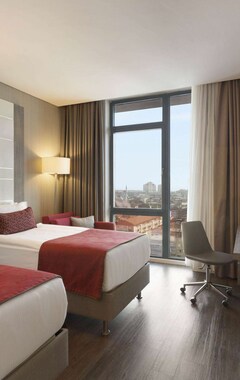 Hotel Ramada Encore By Wyndham Istanbul Bayrampasa (Estambul, Turquía)