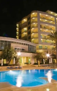 Hotel Radisson Blu Golden Sands Resort Amp; Spa, Golden Bay (Mellieħa, Malta)