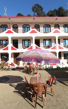 Hotel OYO 27612 Maitri Holiday Home (Kausani, Indien)