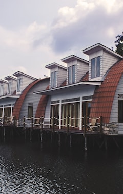 Hotel Kanaka Lake Villa (Bengkong, Indonesia)