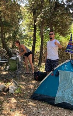 Camping Sugar (Kolan, Croacia)