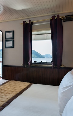 Hotelli Emeraude Classic Cruises (Hong Gai, Vietnam)