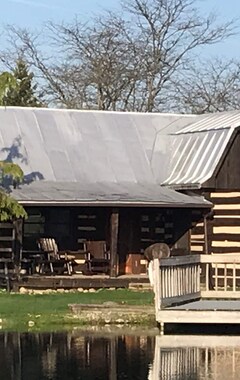Koko talo/asunto Cozy Cabin On The Farm (Upper Sandusky, Amerikan Yhdysvallat)