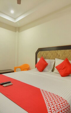 OYO 15948 Hotel Srees (Tiruchirappalli, India)