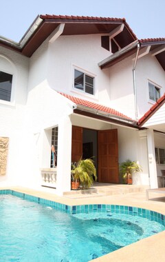 Hotel Naklua Pool Villa By Pattaya Sunny Rentals (Pattaya, Tailandia)