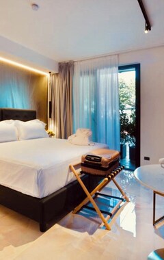 Hotelli Boutique Hotel Sirmione (Sirmione, Italia)