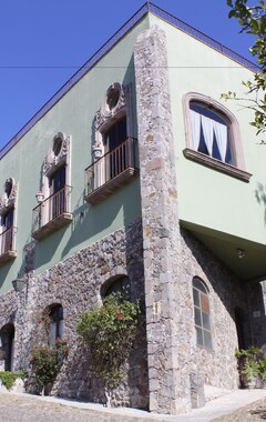 Hotel ZÄnÄ  Showroom (San Miguel de Allende, Mexico)