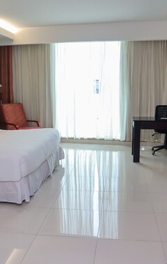 Sand Diamond Hotel (Colón, Panamá)