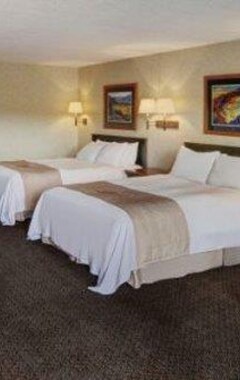 Hotel Lakeview Inns & Suites - Hinton (Hinton, Canadá)