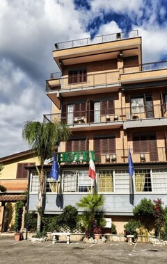 Hotelli La Brocca di Menei Giovanni (Fonte Nuova, Italia)