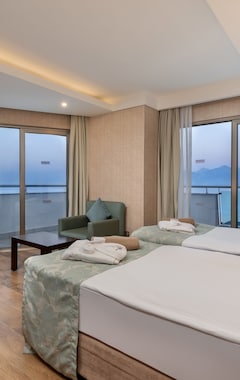 Hotel Ramada Plaza Antalya (Antalya, Turkey)