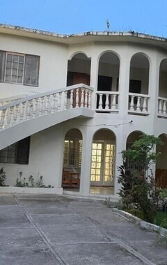 Hotel Ocean Wave Villa, Negril (Negril, Jamaica)