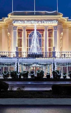 Hotel Les Marinas Vue Mer (Deauville, Frankrig)