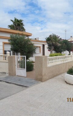 Casa/apartamento entero Alquiler Chalet Primera Linea De La Playa (Pilar de la Horadada, España)