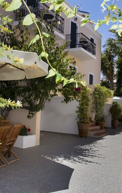 Hotelli Twin House (Spetses, Kreikka)