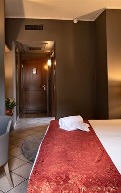 Hotel Sunflower (Milán, Italia)