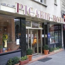Picardy Hotel